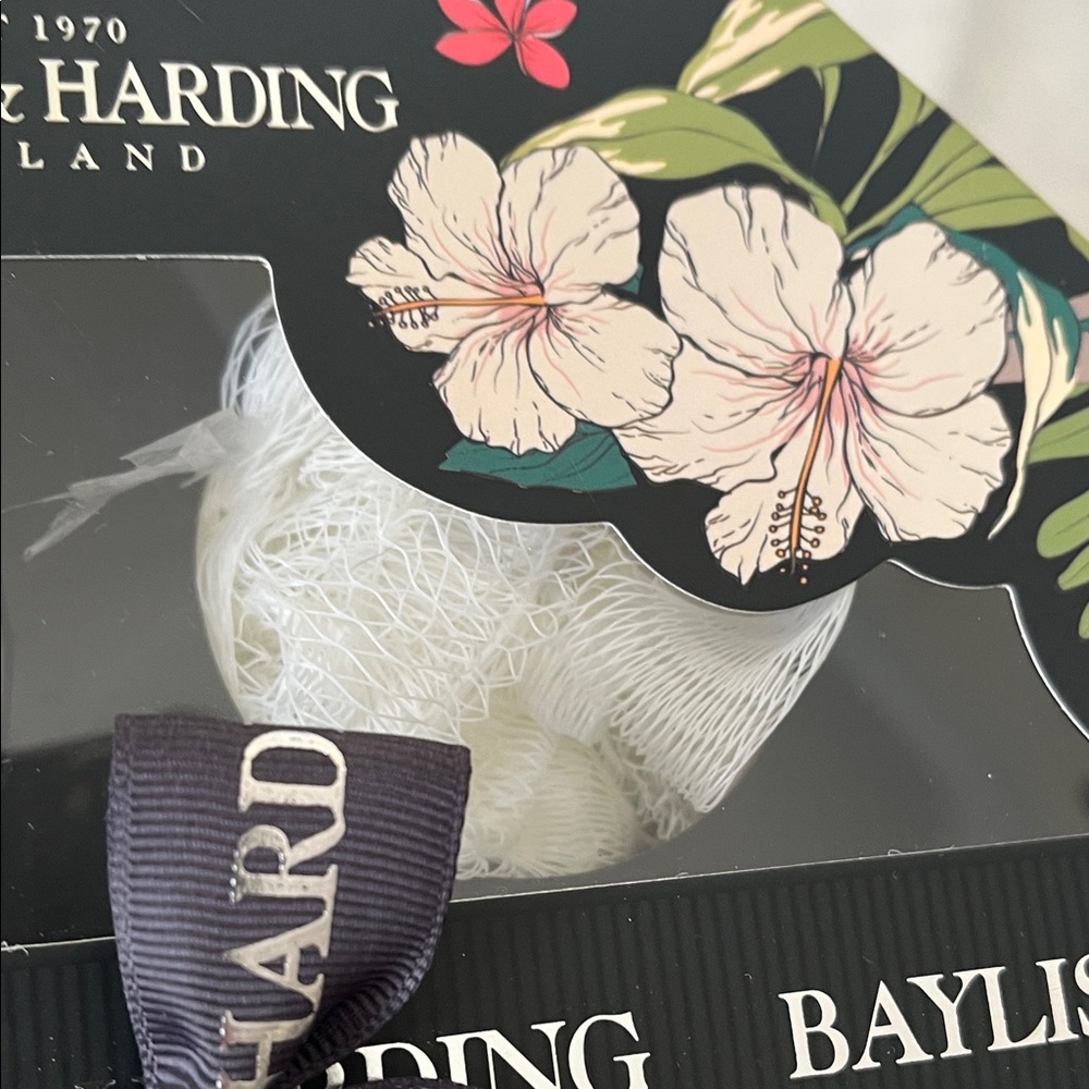 Baylis & Harding Body Care Set - Picture 7 of 9
